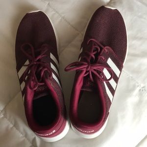 Tennis Shoes